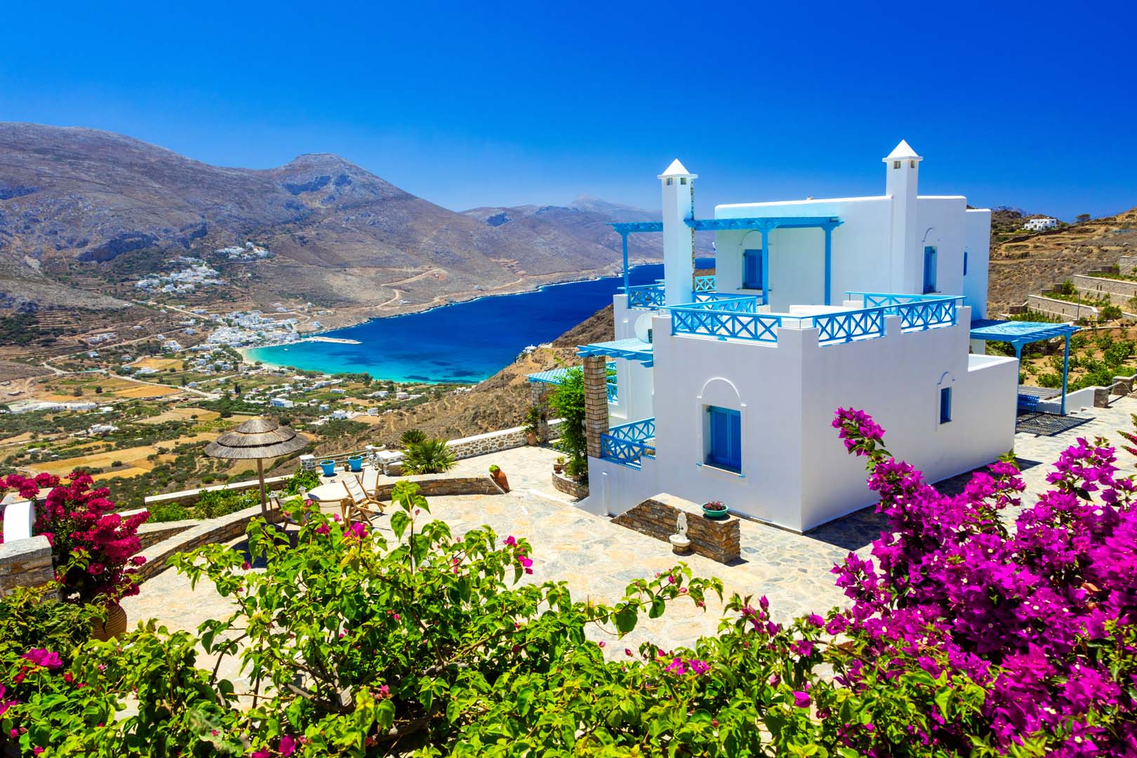 Greek-holidays-Amorgos-island-splendid-view-of-Aegialis-bay